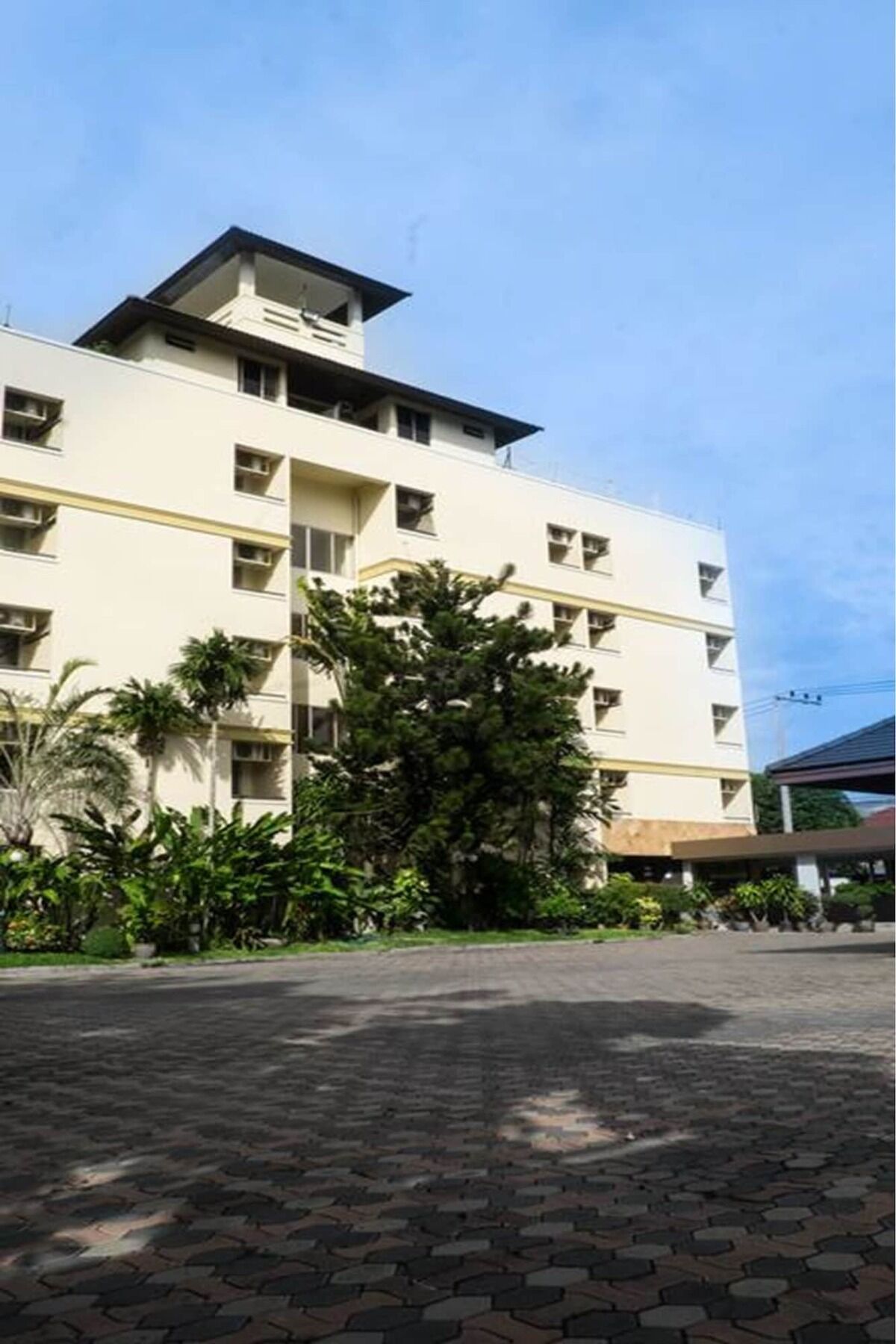 Palm Ville Pass Up Mansion Чонбури Екстериор снимка
